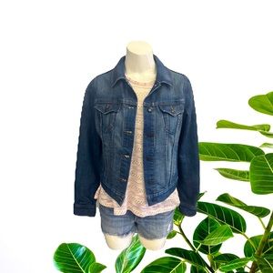 OLD NAVY JEANS JACKET BUTTONS DOWN FOUR POCKETS SIZE MEDIUM